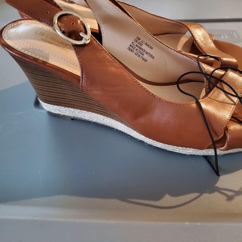 Liz Claiborne Brown Wedge sz 10